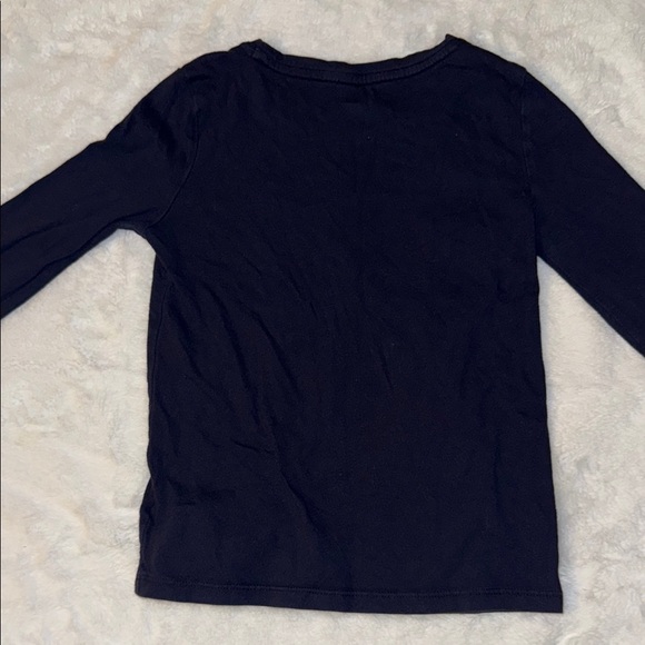 Girls/ Kids GAP Black Long Sleeve Tee with Rainbow Star Design. Size small. - Picture 6 of 7